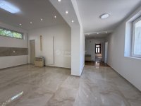 Eladó családi ház, Cegléden 53 M Ft, 3 szobás