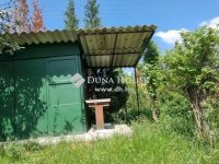 Eladó nyaraló, Gombán 36 M Ft, 2 szobás / költözzbe.hu