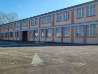 Kiadó ipari ingatlan, Szigetszentmiklóson 400 E Ft / hó, 4 szobás