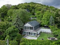 Eladó családi ház, Szentendrén 157.9 M Ft, 3 szobás