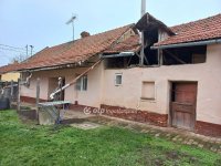 Eladó családi ház, Hajdúböszörményen 30 M Ft, 2 szobás