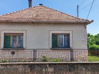 Eladó családi ház, Dombóváron 20.5 M Ft, 2 szobás