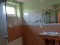Eladó családi ház, Koroncón 48 M Ft, 2 szobás