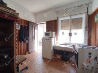 Eladó családi ház, Komáromban 23 M Ft, 2 szobás