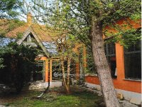 Eladó családi ház, Kecskeméten 190 M Ft, 11 szobás