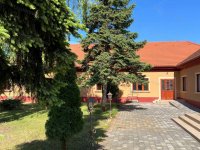 Eladó családi ház, Nyársapáton 250 M Ft, 11 szobás