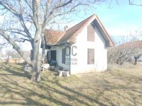 Eladó családi ház, Siófokon 31.9 M Ft, 1 szobás