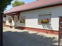 Eladó családi ház, Balatonkenesén 128 M Ft, 3 szobás