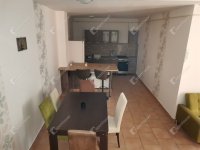 Kiadó téglalakás, albérlet, Tatán 650 E Ft / hó, 4 szobás