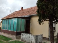 Eladó családi ház, Karádon 23.6 M Ft, 3 szobás