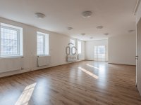 Kiadó iroda, XV. kerületben 690 E Ft / hó / költözzbe.hu