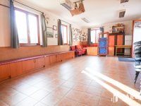 Eladó hotel, Komáromban 69 M Ft, 7 szobás / költözzbe.hu