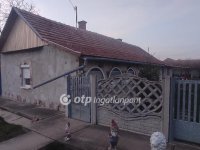 Eladó családi ház, Tiszacsegén 15.5 M Ft, 2 szobás