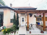 Eladó családi ház, Kecskeméten 32.5 M Ft, 1 szobás