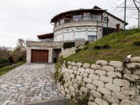 Eladó családi ház, Báron 95 M Ft, 4+1 szobás