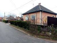 Eladó családi ház, Dunakeszin, Rákóczi úton 118 M Ft, 3 szobás