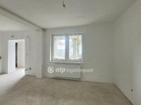 Eladó családi ház, Jászberényben 43.5 M Ft, 2 szobás