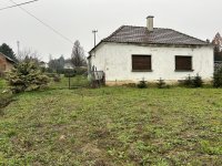 Eladó családi ház, Surdon 10.5 M Ft, 2 szobás