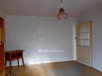 Eladó családi ház, Biharkeresztesen 11 M Ft, 2 szobás