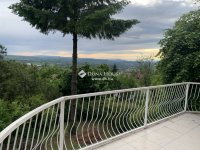 Eladó családi ház, Szadán 79.9 M Ft, 5 szobás