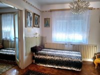 Eladó családi ház, Gyöngyösön 29.8 M Ft, 2 szobás