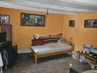 Eladó családi ház, Nagykónyin 8 M Ft, 2 szobás