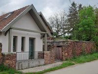 Eladó családi ház, Kővágóörsön 109 M Ft, 6 szobás