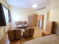 Kiadó téglalakás, albérlet, Pécsett 130 E Ft / hó, 1 szobás