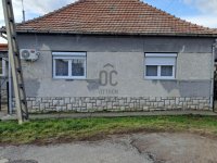 Eladó családi ház, Szentlőrincen 45 M Ft, 3 szobás