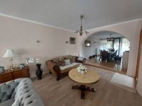 Eladó ikerház, Kiskunfélegyházán 88 M Ft, 4 szobás