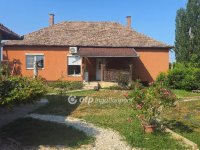 Eladó családi ház, Csongrádon 44.9 M Ft, 3 szobás