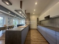 Eladó családi ház, Gödöllőn 279.9 M Ft, 5 szobás