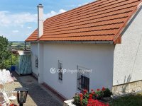 Eladó nyaraló, Nyúlon 59 M Ft, 1+3 szobás / költözzbe.hu