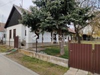 Eladó családi ház, Gombán 35 M Ft, 1 szobás