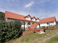 Eladó családi ház, Nagyvenyimen 149 M Ft, 8 szobás
