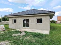 Eladó családi ház, Kiskunlacházán 67 M Ft, 4 szobás