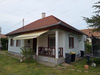 Eladó családi ház, Ebergőcön 54.9 M Ft, 2 szobás
