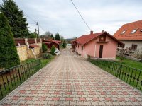 Eladó nyaraló, Budakeszin 150 M Ft, 4 szobás