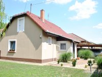 Eladó családi ház, Kecskeméten 62 M Ft, 4 szobás