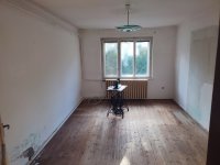Eladó családi ház, Esztergomban 26.9 M Ft, 2 szobás