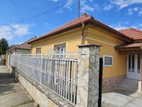 Eladó családi ház, Tápiószecsőn 48.5 M Ft, 3 szobás