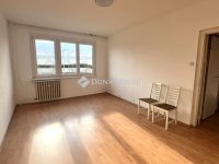 Eladó panellakás, Szombathelyen 32.5 M Ft, 2 szobás