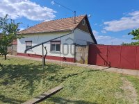 Eladó családi ház, Királyhegyesen 7.9 M Ft, 4 szobás