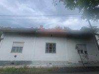Eladó sorház, Komlón, Ady Endre utcában 4.9 M Ft, 2 szobás