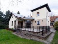 Eladó családi ház, Gödöllőn 330 M Ft, 7 szobás