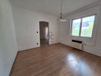 Eladó sorház, XX. kerületben 32 M Ft, 1 szobás