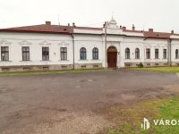 Eladó családi ház, Battonyán 100 M Ft, 20 szobás