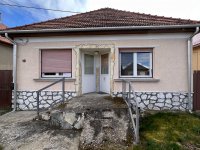 Eladó családi ház, Egerben 27.9 M Ft, 6+2 szobás