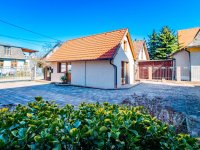Eladó családi ház, Balatonkenesén 63.5 M Ft, 1 szobás