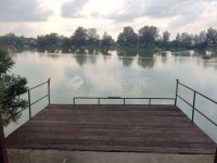 Eladó nyaraló, Cegléden 21 M Ft, 2 szobás / költözzbe.hu